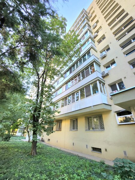 Muncii, Basarabiei, Baia de Arama 2 camere